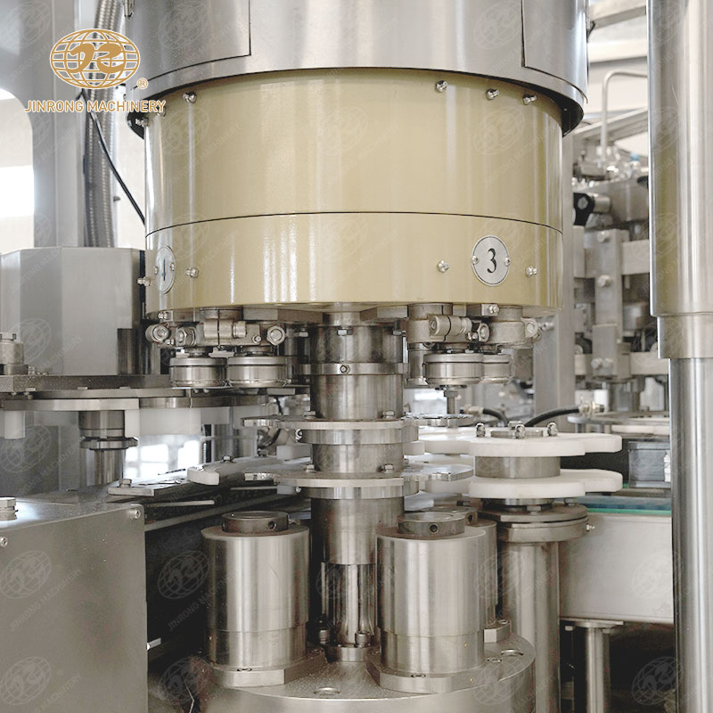 啤酒易拉罐灌裝生產(chǎn)線-4